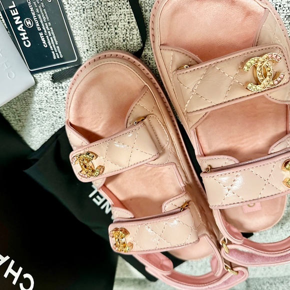 Brand New Fashion Dad Sandals - Picture 2 of 3